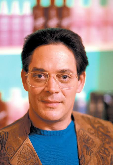 Raul Julia